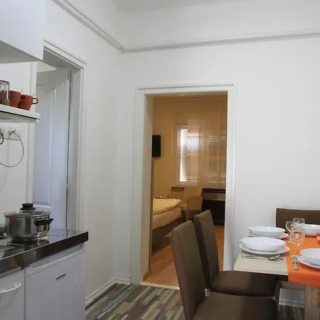 Szin-Haz Apartman (Adults Only) Gyula Zimmer foto