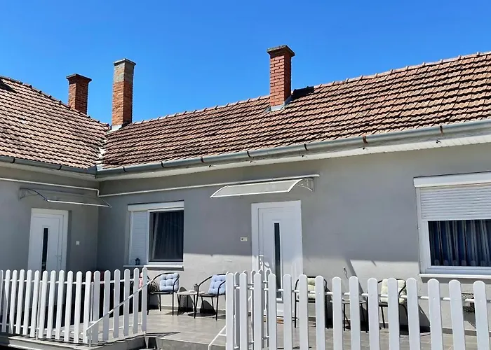Szín-Ház Apartman